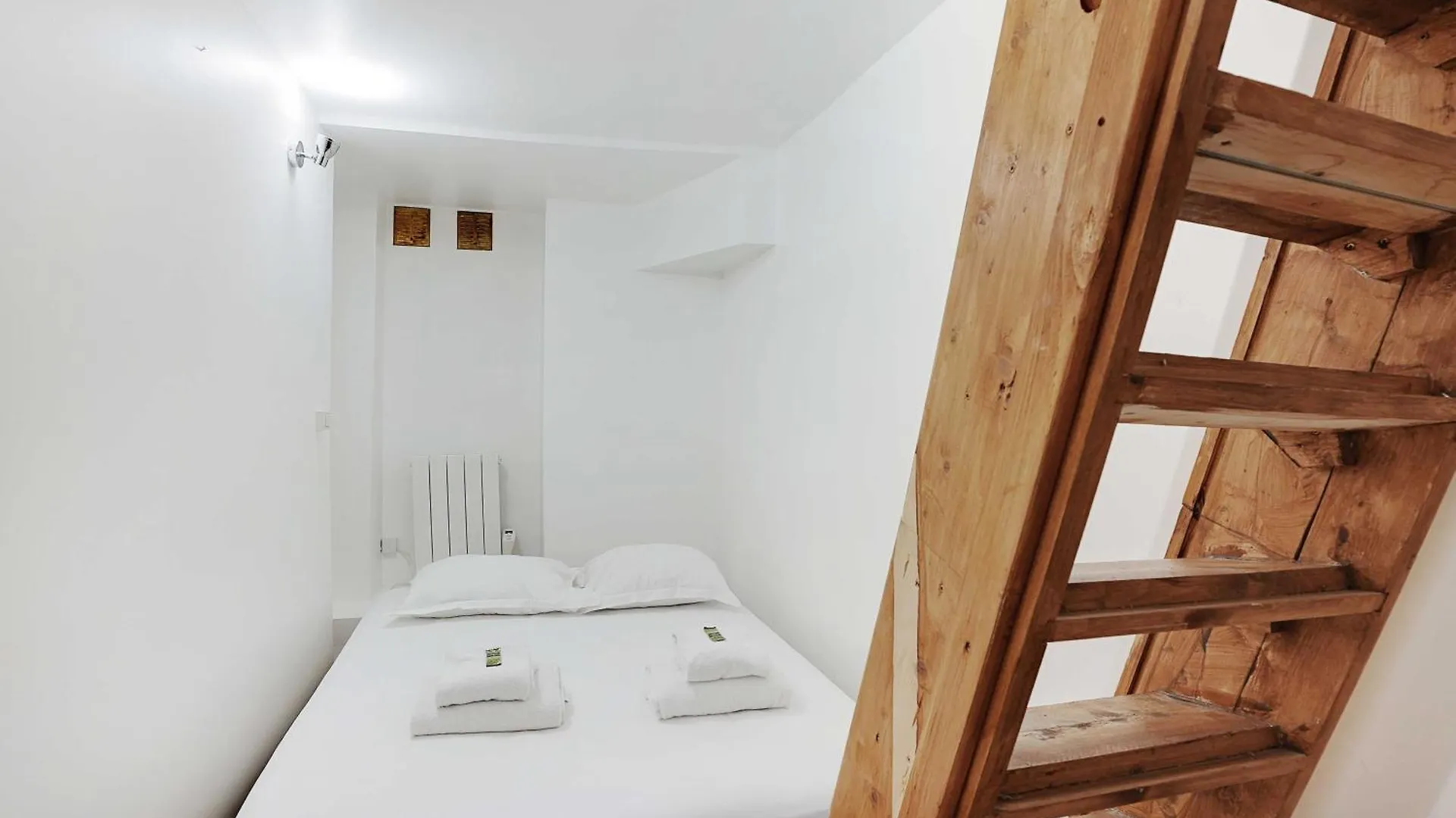 Intimate Apartment - 1Br- 2P - Saint-Ambroise Paris