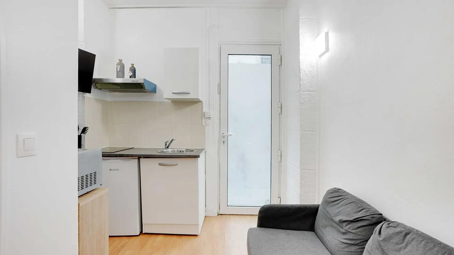 Intimate Apartment - 1Br- 2P - Saint-Ambroise Paris 0*,  France